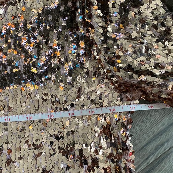 Tildon Rose Gold Sequin Wide Neck Crop Small - Picture 4 of 9